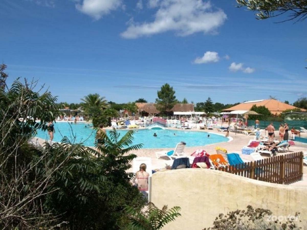 Mobile Home Ht De Gamme Climatise Dans Le Camping **** De La Reserve Gastes Bagian luar foto