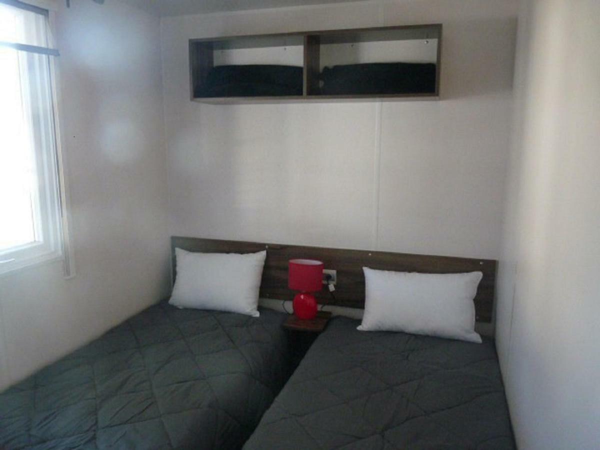 Mobile Home Ht De Gamme Climatise Dans Le Camping **** De La Reserve Gastes Bagian luar foto
