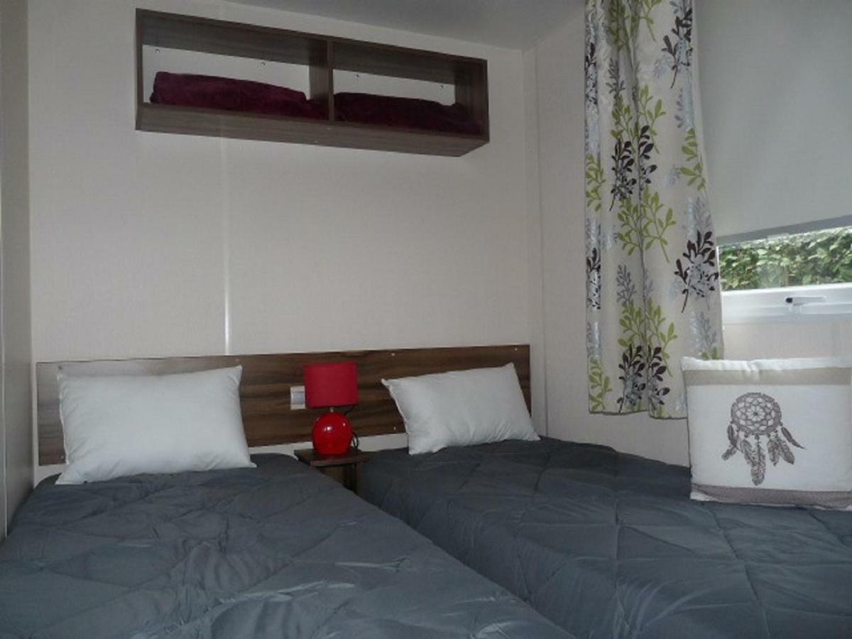 Mobile Home Ht De Gamme Climatise Dans Le Camping **** De La Reserve Gastes Bagian luar foto