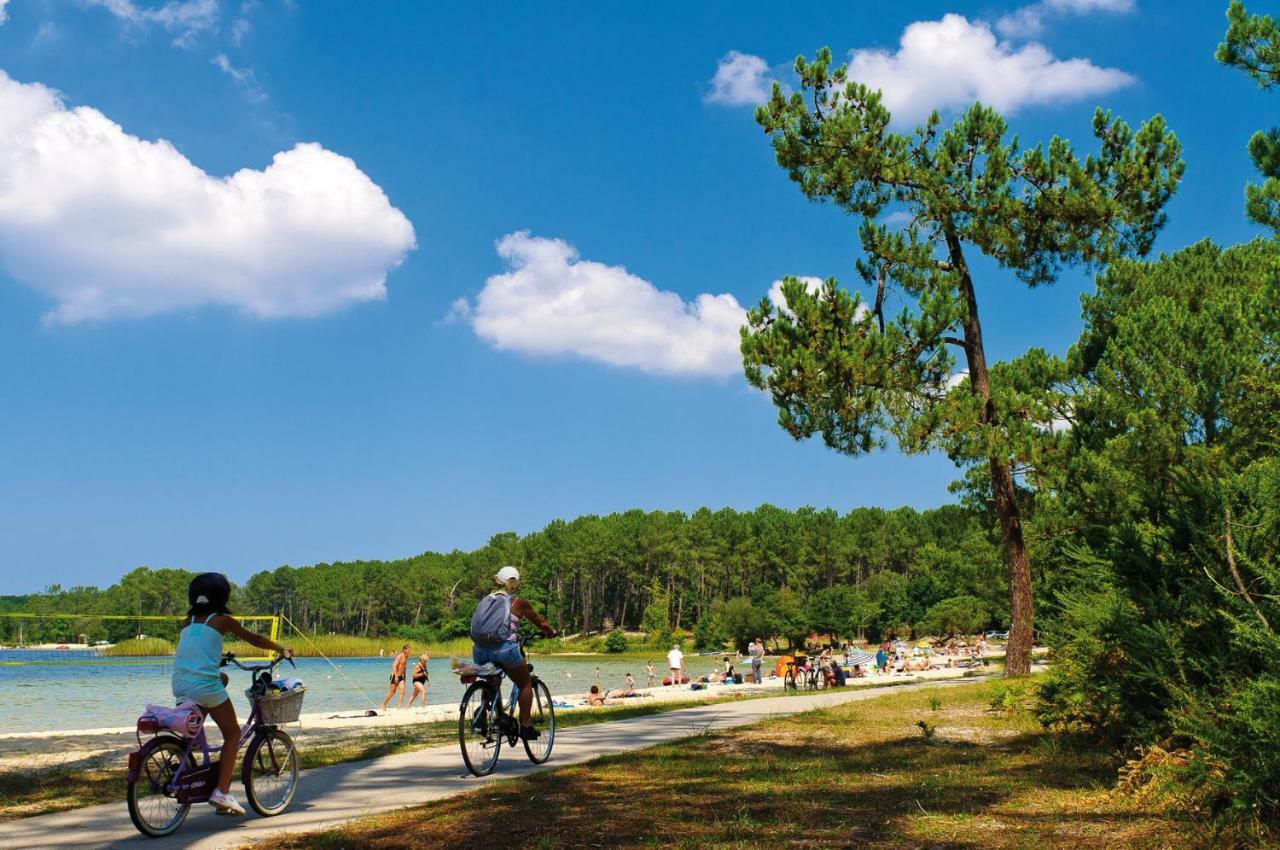 Mobile Home Ht De Gamme Climatise Dans Le Camping **** De La Reserve Gastes Bagian luar foto