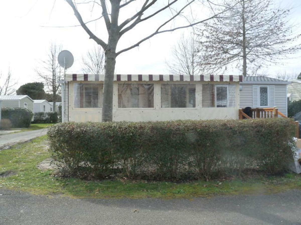 Mobile Home Ht De Gamme Climatise Dans Le Camping **** De La Reserve Gastes Bagian luar foto