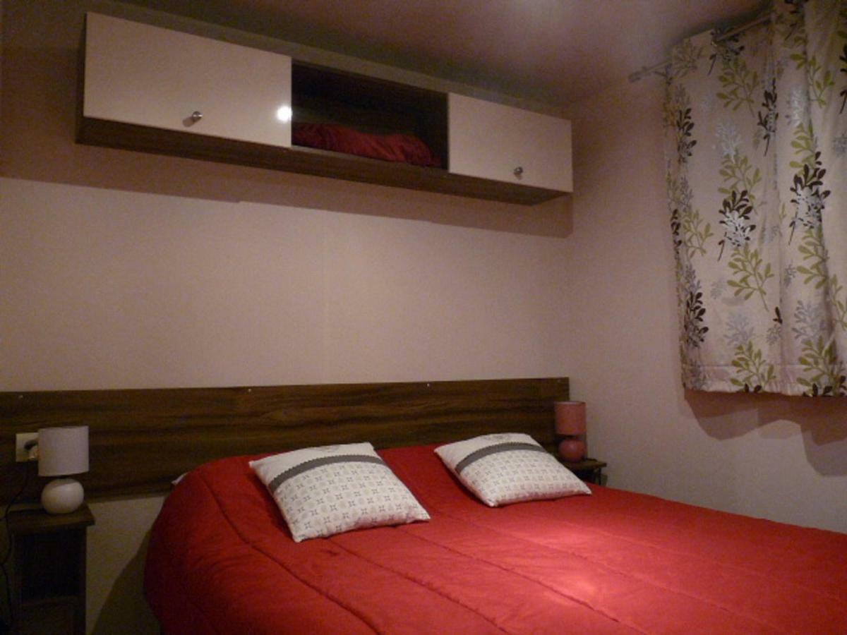 Mobile Home Ht De Gamme Climatise Dans Le Camping **** De La Reserve Gastes Bagian luar foto